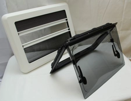 MobileComfort W9060R3, 900*600mm, Окно откидное для транспортных средств, шторка рулонная, антимаскитка