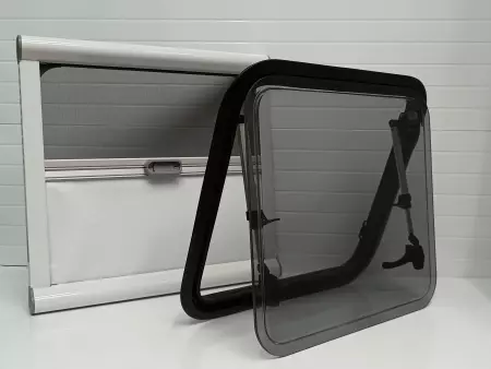 MobileComfort W8050R3, 800*500mm, Окно откидное для транспортных средств, шторка рулонная, антимаскитка
